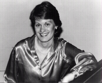 Dr. Linda Holzer